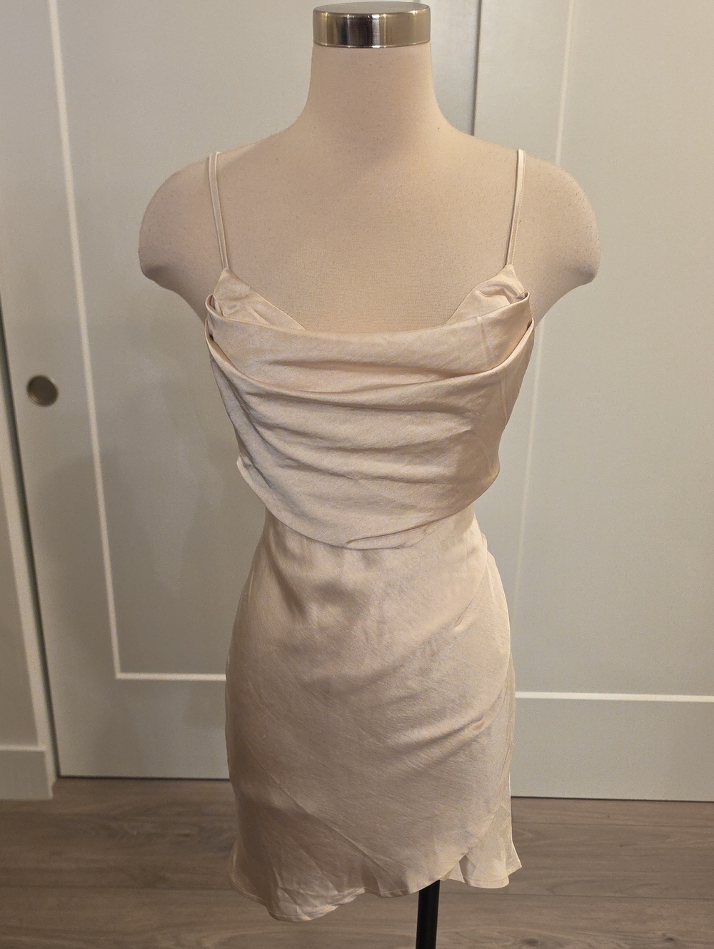 Selfie Leslie Champagne cut out satiny Mini Dress w/draped neckline size M NWTS